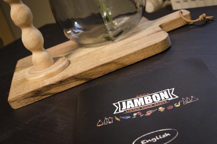 Jambon Hotell Uden Exteriör bild